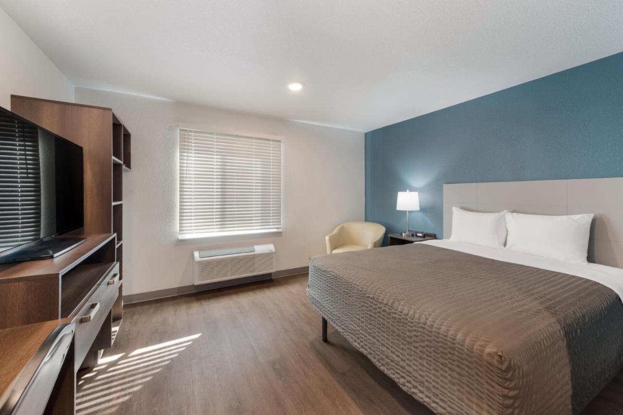 Woodspring Suites Dayton North Exterior photo